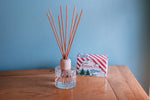 Load image into Gallery viewer, 100ml Reed Diffuser - Choose a scent! (Rose Gold Lid)
